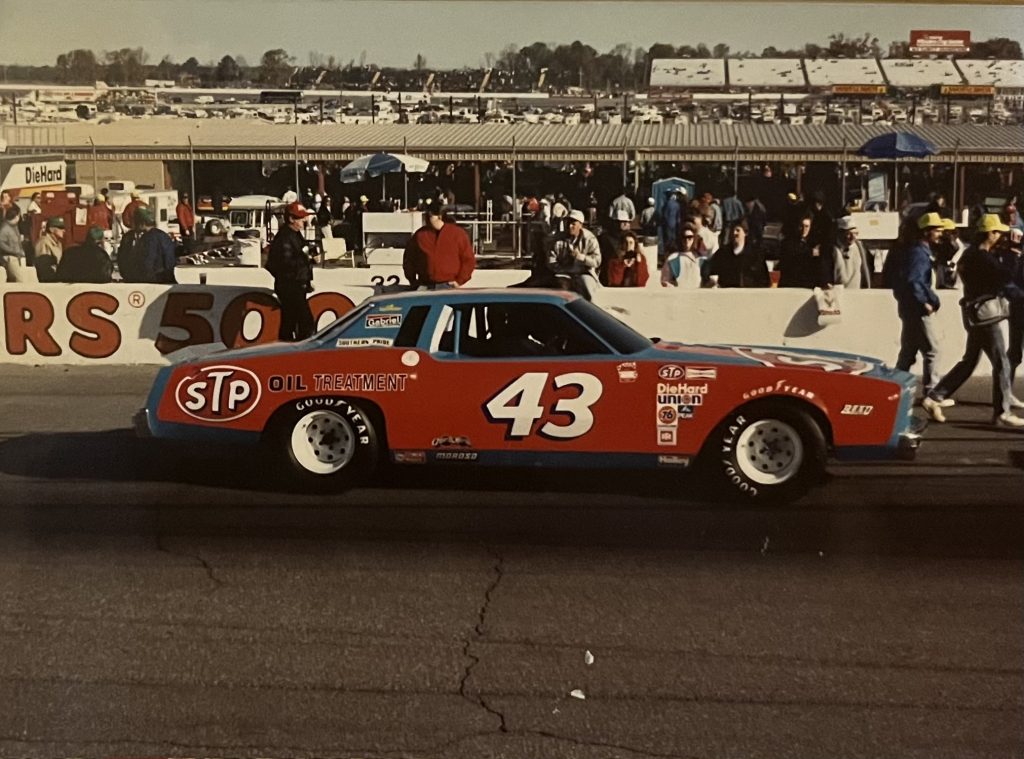 Richard Petty car at 1992 Hooters 500